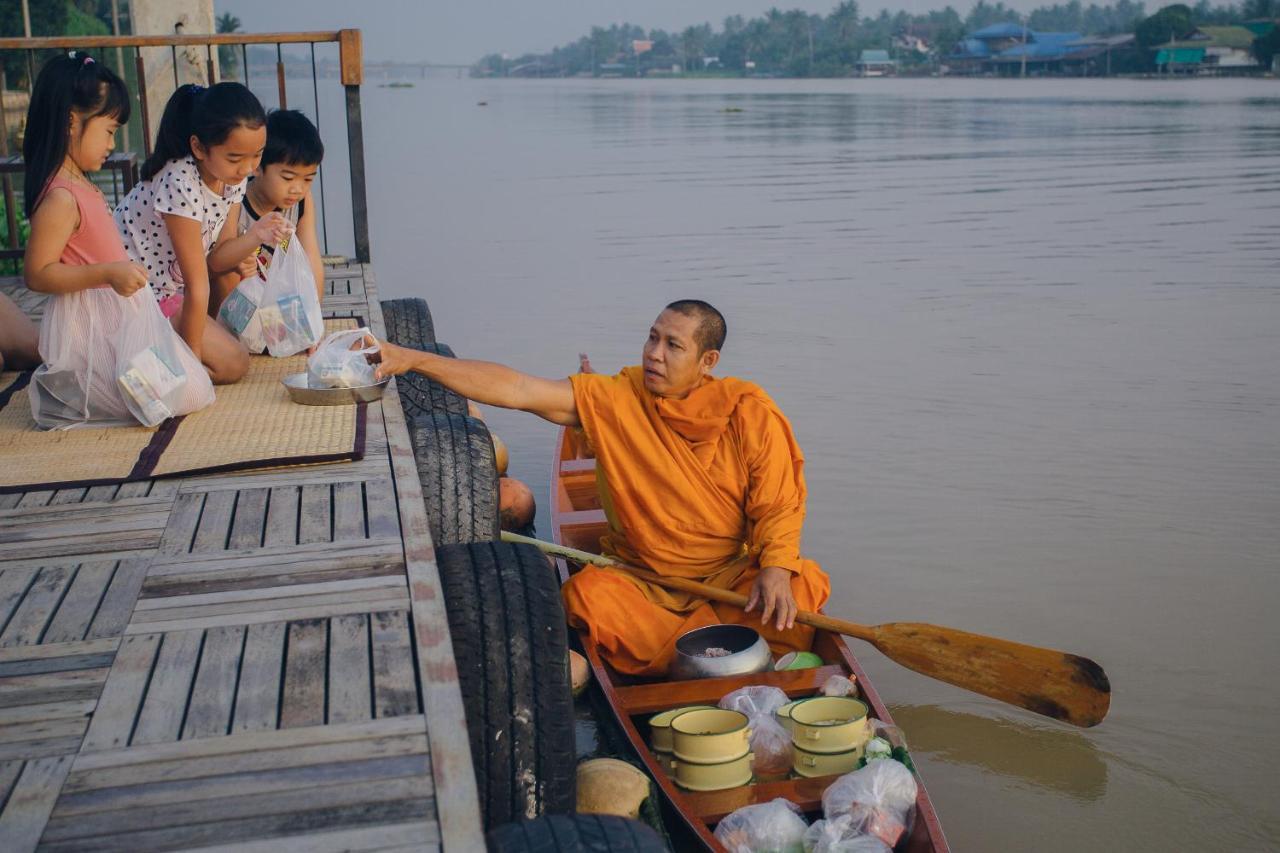 Na Tree Tara Riverside Resort Amphawa Damnoensaduak Eksteriør billede