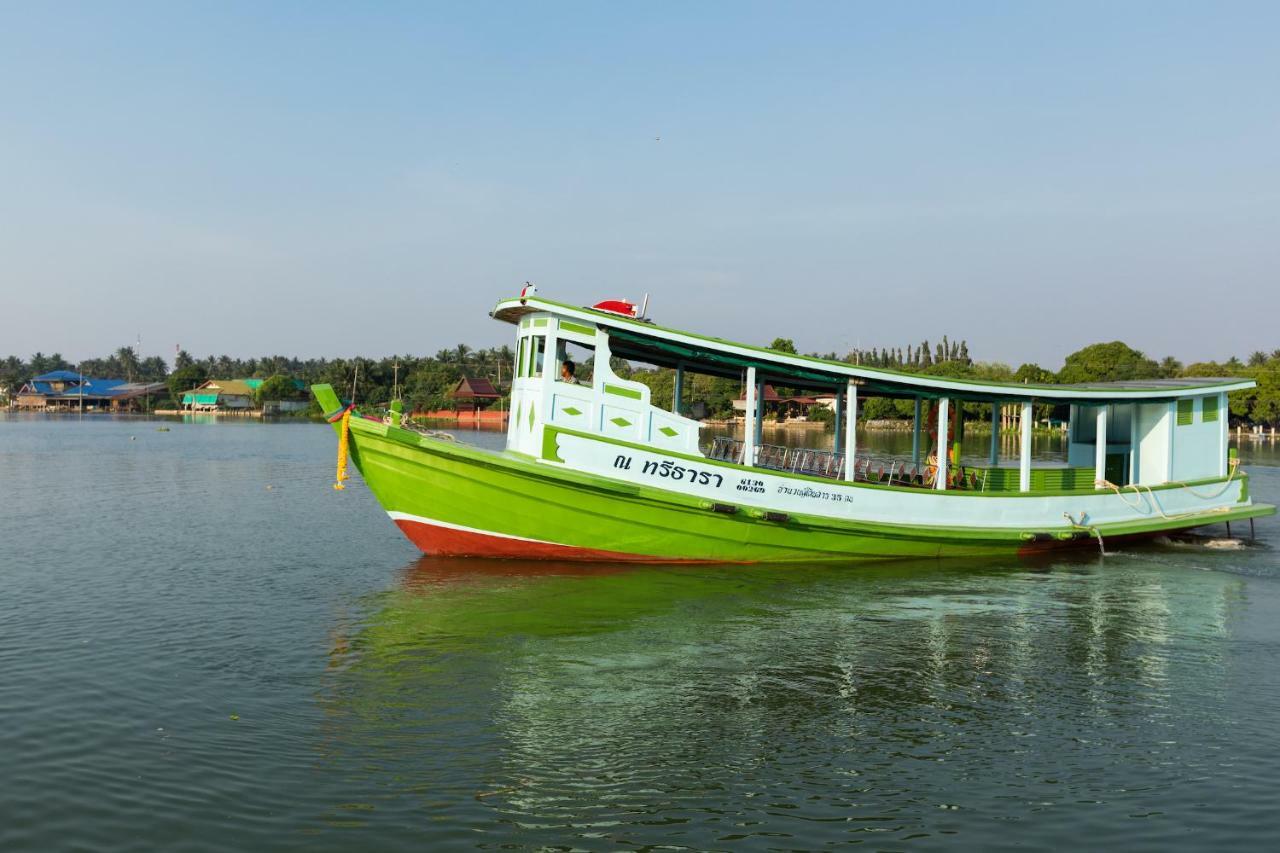 Na Tree Tara Riverside Resort Amphawa Damnoensaduak Eksteriør billede